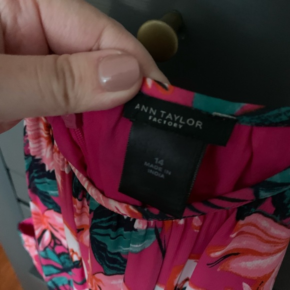 Ann Taylor factory dress - Picture 3 of 4